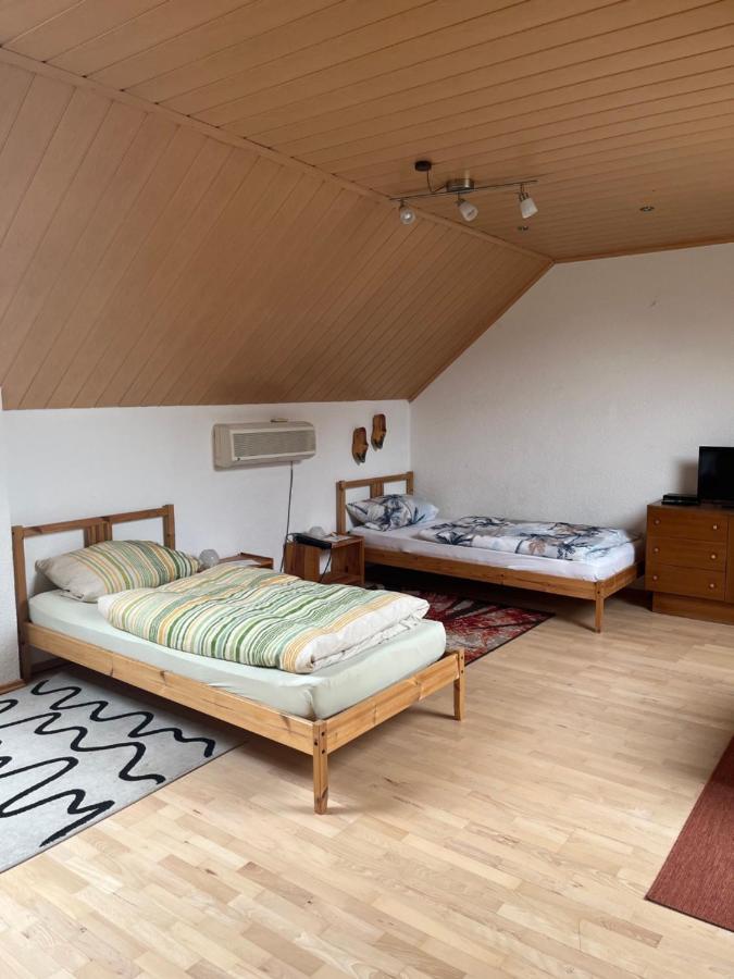 Monteurzimmer-Graf Nidda Ngoại thất bức ảnh