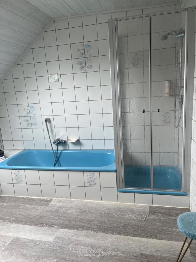 Monteurzimmer-Graf Nidda Ngoại thất bức ảnh