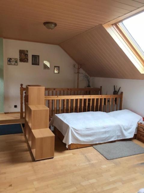 Monteurzimmer-Graf Nidda Ngoại thất bức ảnh